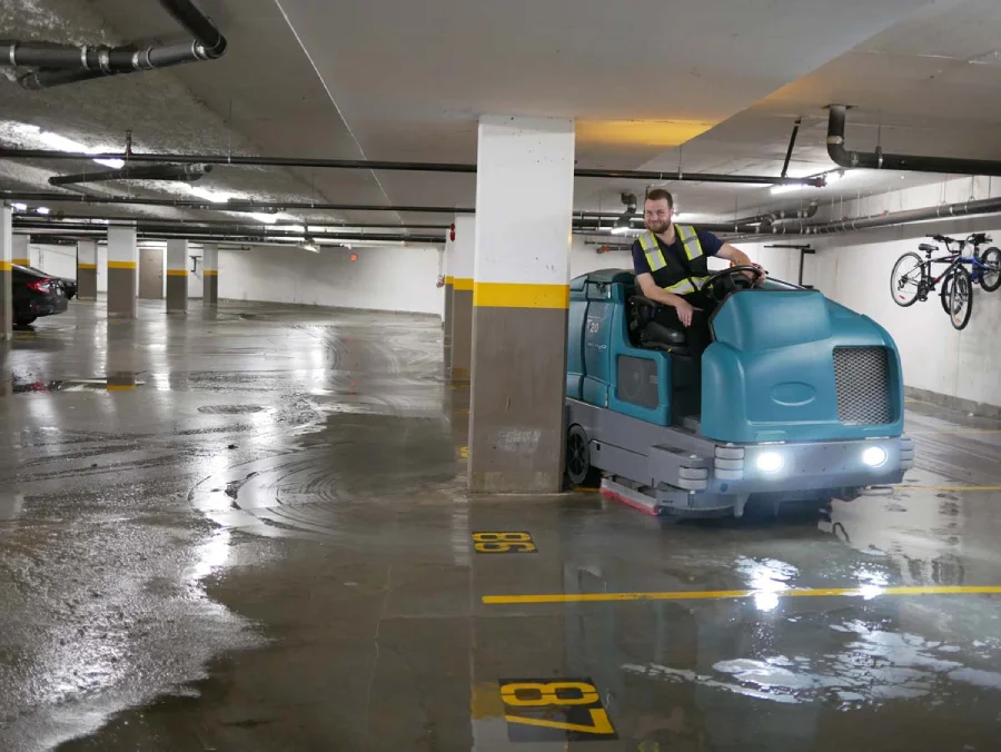 parking lot power scrubbing