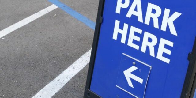 parking-lot-signage parking lot signage