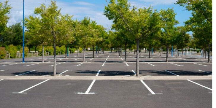 Seasonal parking lot cleaning in Vancouver